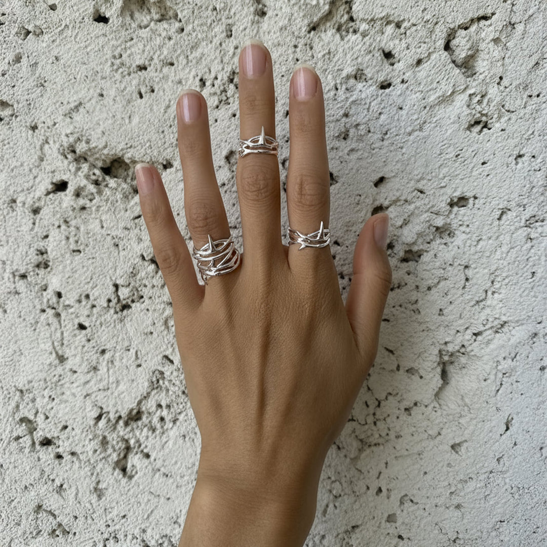 Thorns ring